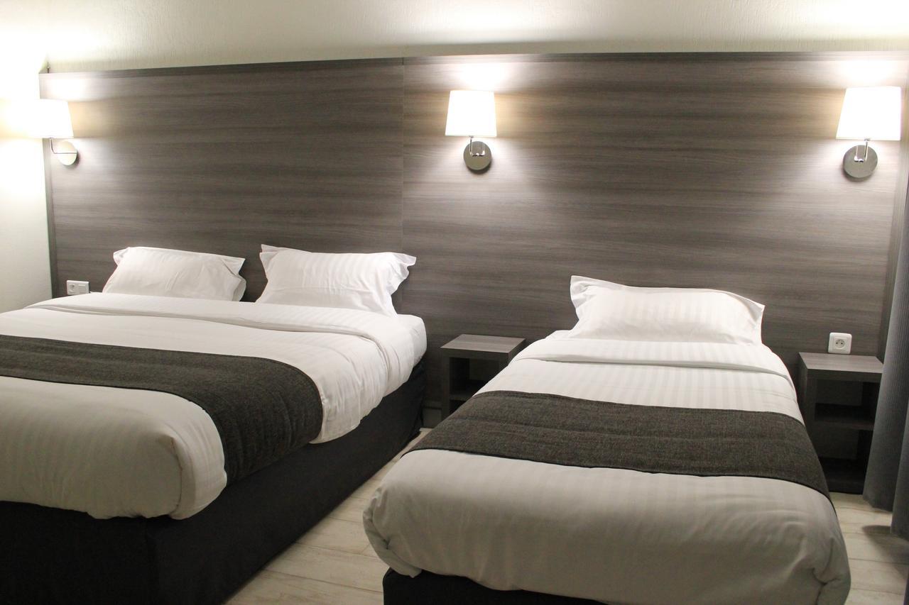 Hotel Univers Карпентра Екстериор снимка